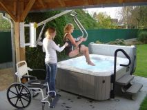 walllift-jacuzzi-spa.jpg